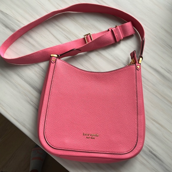 Gorgeous hot pink Kate Spade cross body - Picture 1 of 4
